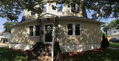 Main picture of 1220 Grant Ave