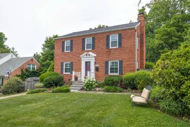 Main picture of 4401 Dresden St