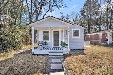 Main picture of 1237 Dickson Ave