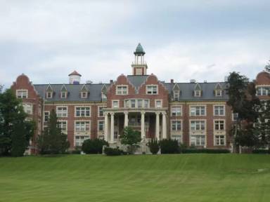 Main picture of 15 Mount Saint Marys Way