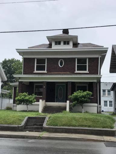 Main picture of 2319 Washington St E