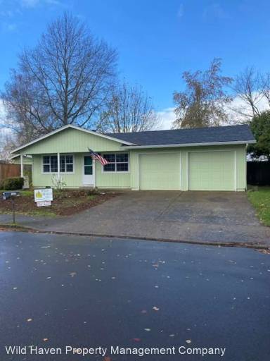 Main picture of 2557 NE Chalmers Way