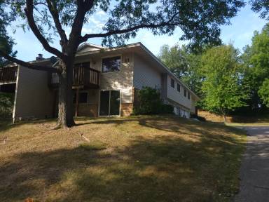 Main picture of 1782 Walnut Ln