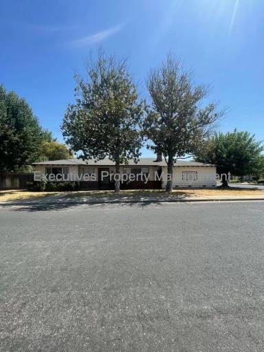 Main picture of 1604 Marthella Ave