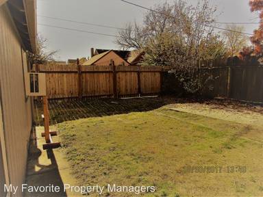 Main picture of 831 W 14th St