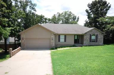 Main picture of 17 Hillside Cv