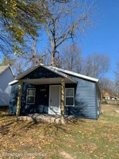 Main picture of 1433 E Blaine St