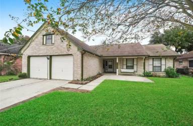Main picture of 1219 Lynn Ln