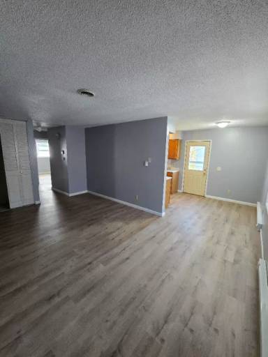 Main picture of 518 6th Ave