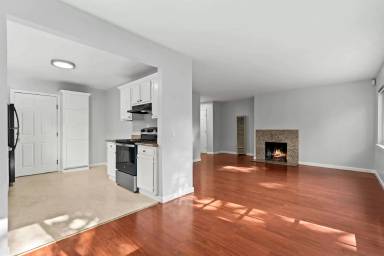 Main picture of 716 Green St