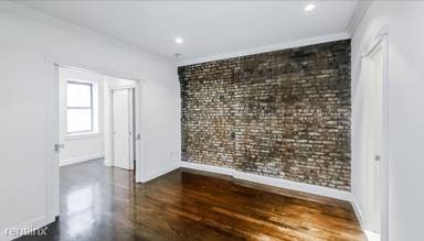 Main picture of 338 E 55th St