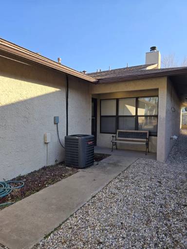 Main picture of 28 Bent Tree Rd