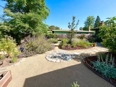 Main picture of 4501 Northampton Dr