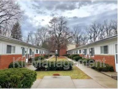 Main picture of 2241 W Laskey Rd