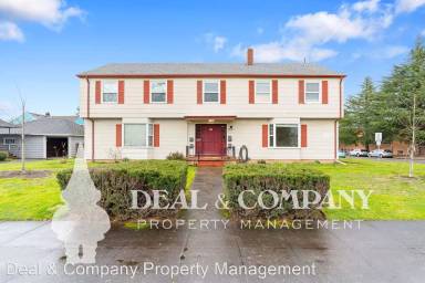 Main picture of 303 N Rosa Parks Way