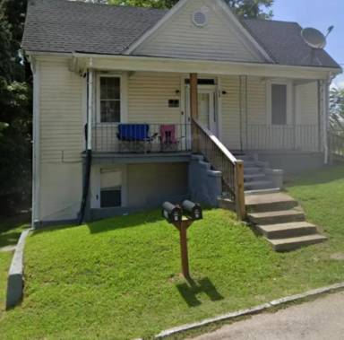Main picture of 239 W Thomas St