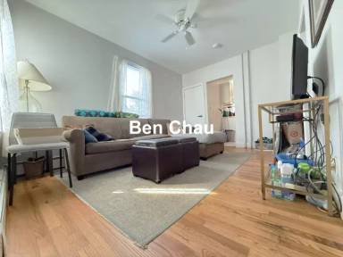Main picture of 131 Summer St