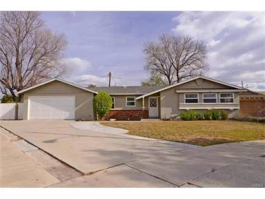 Main picture of 1517 E Everett Pl