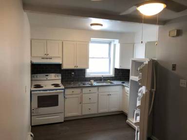Main picture of 300 Rutledge Ave