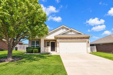 Main picture of 1706 Walker Place Blvd