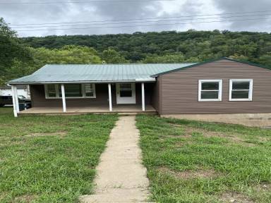 Main picture of 13335 Shortline Hwy