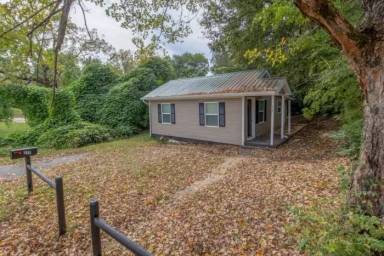 Main picture of 712 Martin St