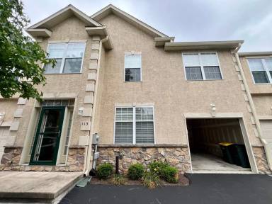 Main picture of 113 Hampton Green Dr