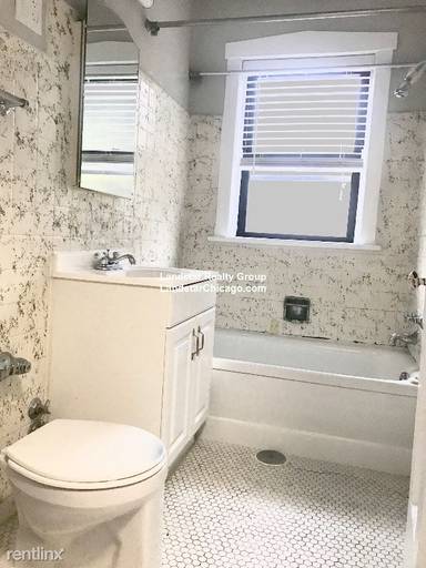 Main picture of 5552 N Lakewood Ave