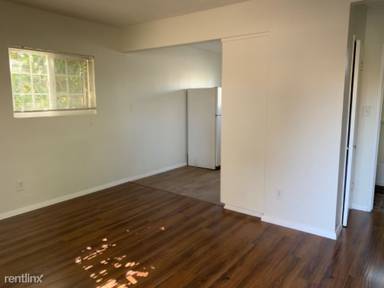 Main picture of 1411 W 39th St