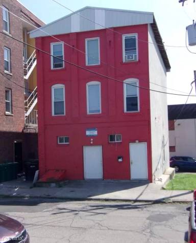 Main picture of 34 Lisle Ave