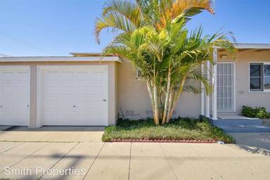 Main picture of 4119 W 126th St