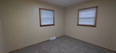 Main picture of 2223 N Link Ave