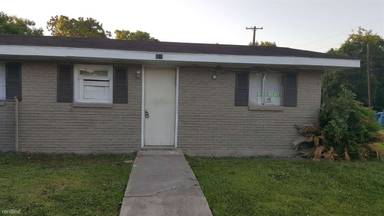 Main picture of 702 13th St