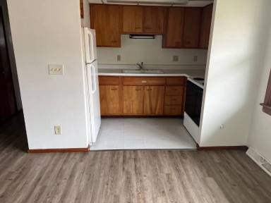 Main picture of 906 5th Ave S