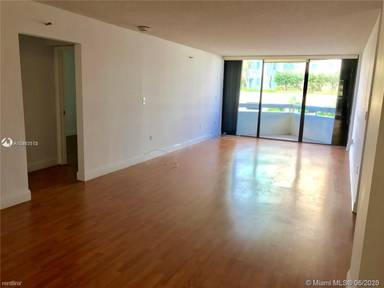 Main picture of 2501 Brickell Ave