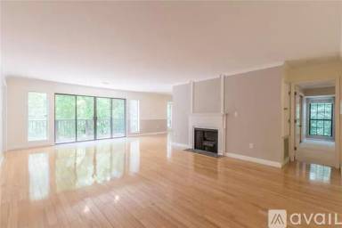 Main picture of 4314 Pine Heights Dr NE