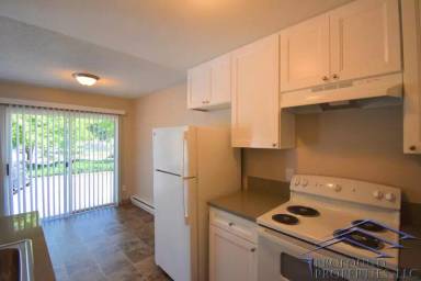 Main picture of 704 NE 99th Avenue