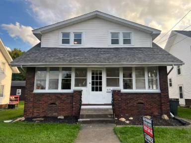 Main picture of 615 E State St