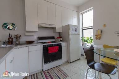 Main picture of 2327 W Ohio St