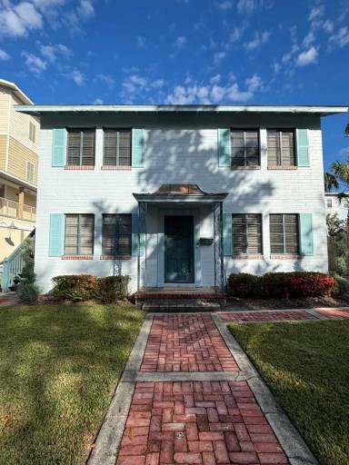 Main picture of 1016 SW 6th Ave