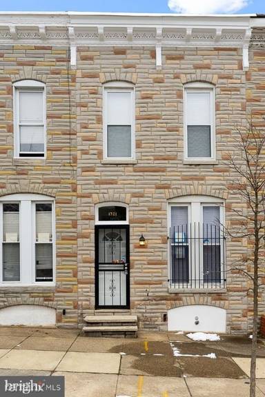 Main picture of 1721 N Bond St