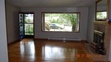 Main picture of 9600 NE 6th St