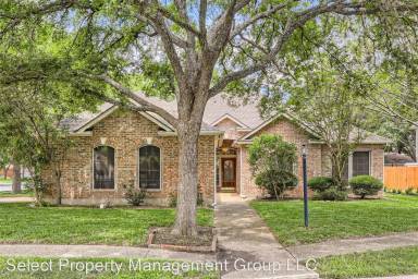 Main picture of 2411 Enfield Grove Dr