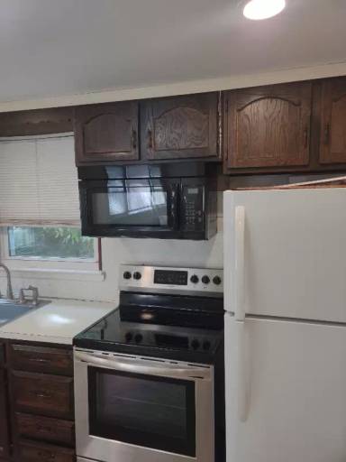 Main picture of 202 Strand Ave