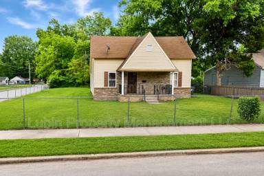 Main picture of 1490 Dallas St