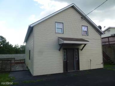 Main picture of 1111 Main St