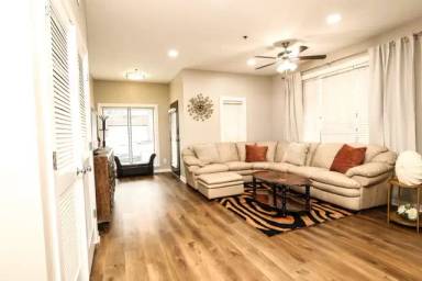 Main picture of 238 Walker St SW