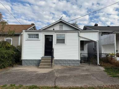 Main picture of 1846 W Kentucky St