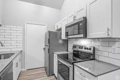 Main picture of Solaris