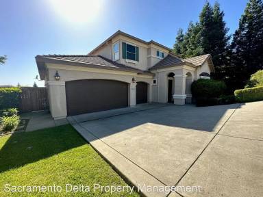 Main picture of 8120 Anastasia Way